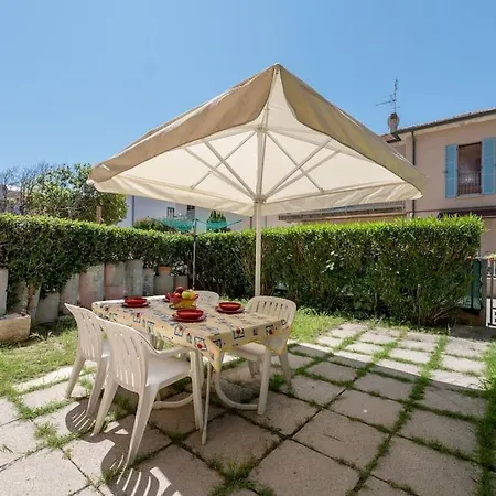 Lungomare Con Giardino E Parcheggio Lägenhet *